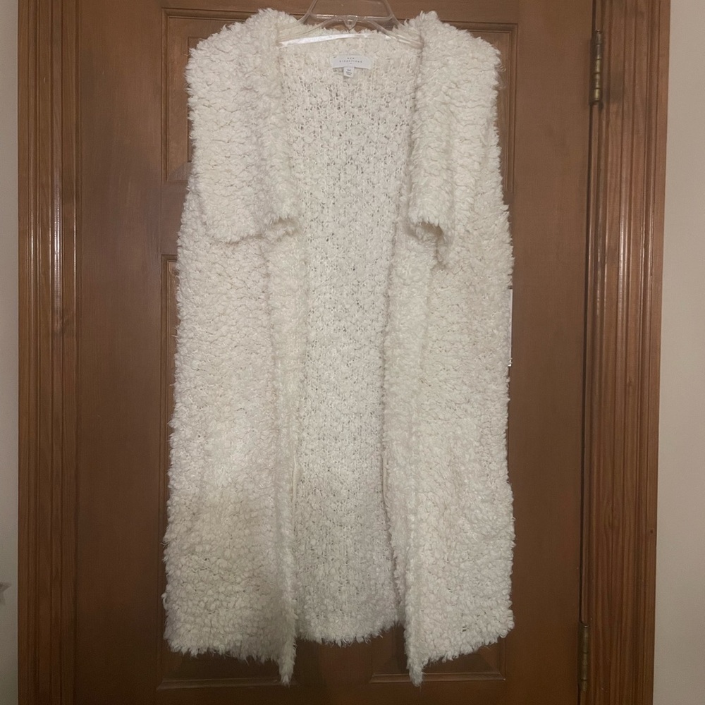 New Directions Cream Textured/Fuzzy Open Cardigan with Pockets, NWT, Size Medium